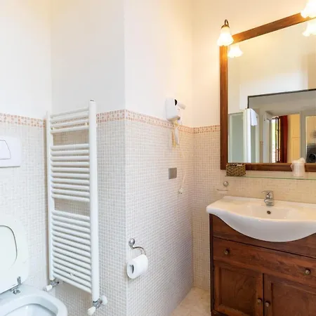 Palazzo Deca Mancini Wellness Gym E Stuzzichini Subbiano