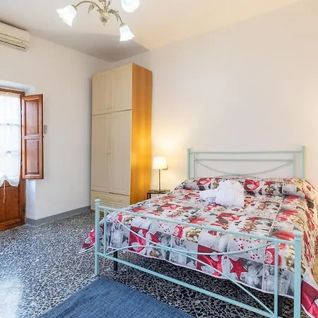 Palazzo Deca Mancini Wellness Gym E Stuzzichini Penzion