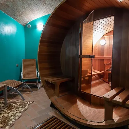 Palazzo Deca Mancini Wellness Gym E Stuzzichini Subbiano