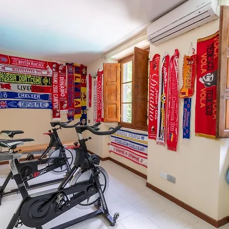 Palazzo Deca Mancini Wellness Gym E Stuzzichini * Subbiano