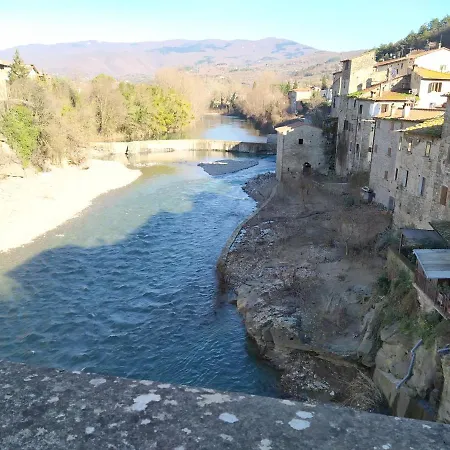 Palazzo Deca Mancini Wellness Gym E Stuzzichini Penzion Subbiano