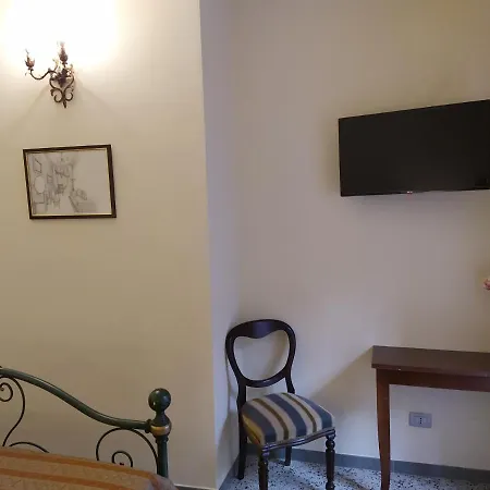 Palazzo Deca Mancini Wellness Gym E Stuzzichini * Subbiano